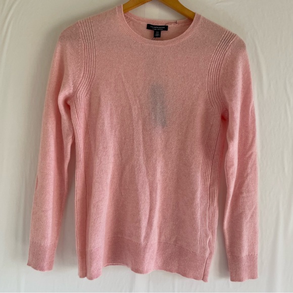 Saks Fifth Avenue Baby Pink Cashmere Sweater Size S - Picture 2 of 11